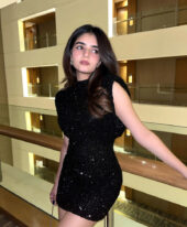 Ruhi Indian