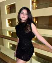 Ruhi Indian